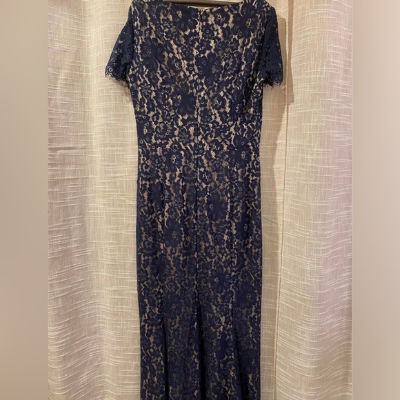 Beautiful elegant long navy blue dress with creamy beige underlying Size 8 - Picture 2 of 3